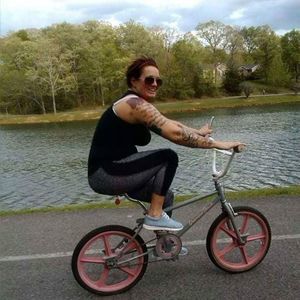 Meet your Posher, Toy